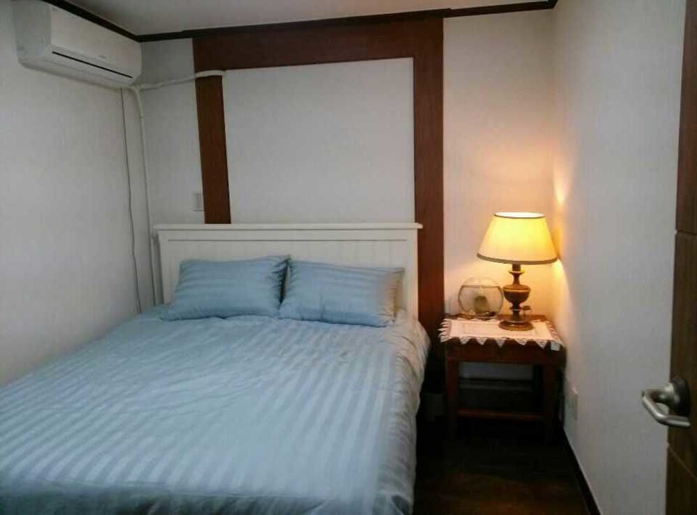 K Star Road Guesthouse - Hostel Seoul Exteriör bild